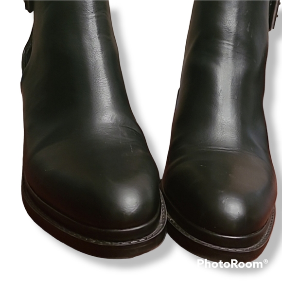 Zara Black Leather Booties with Cutouts - Picture 2 of 9